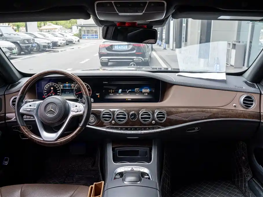 Mercedes-Benz S-Class 2019 S 350 L Premium Ultimate Edition фото 7