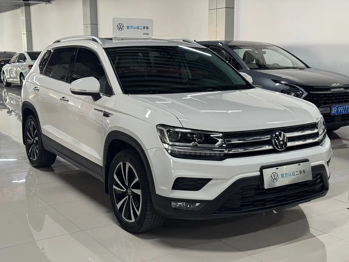 Volkswagen Tharu 2022 280TSI FWD Luxury Edition фото 6