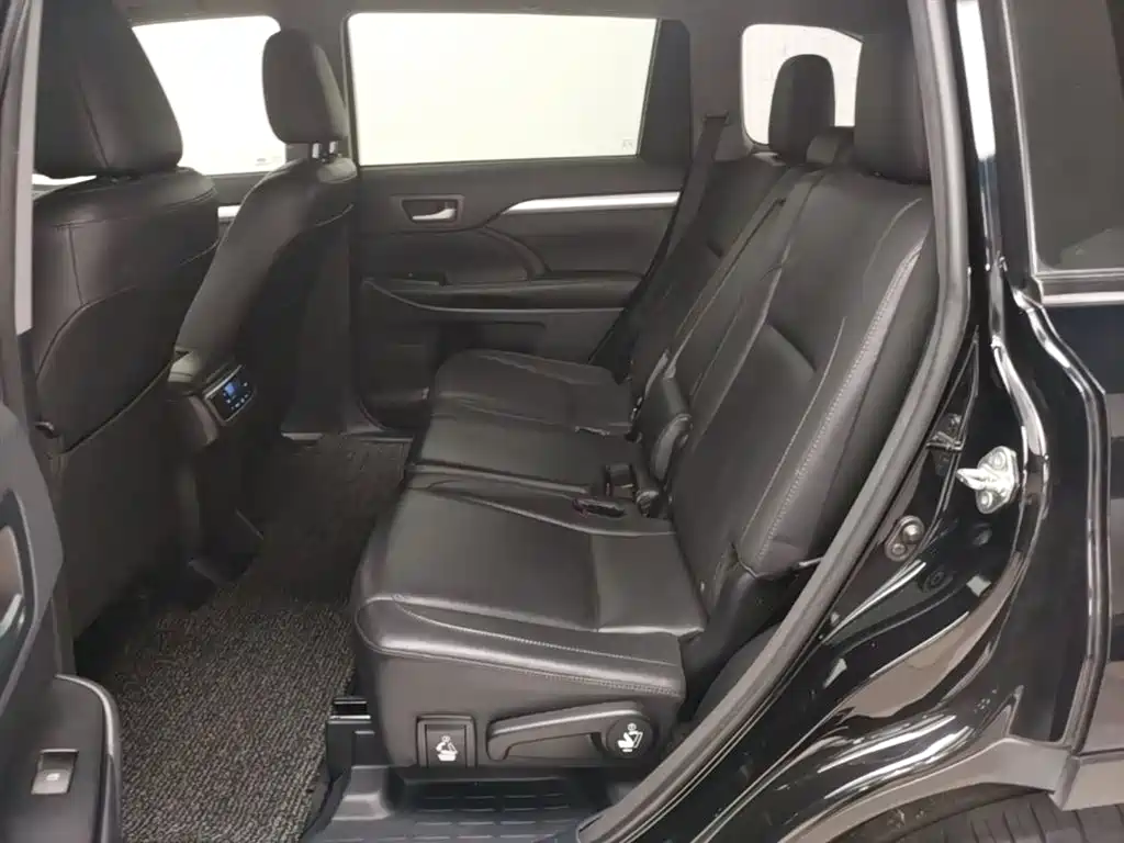 Toyota Highlander 2017 2.0T 4WD Premium 7-Seater фото 17