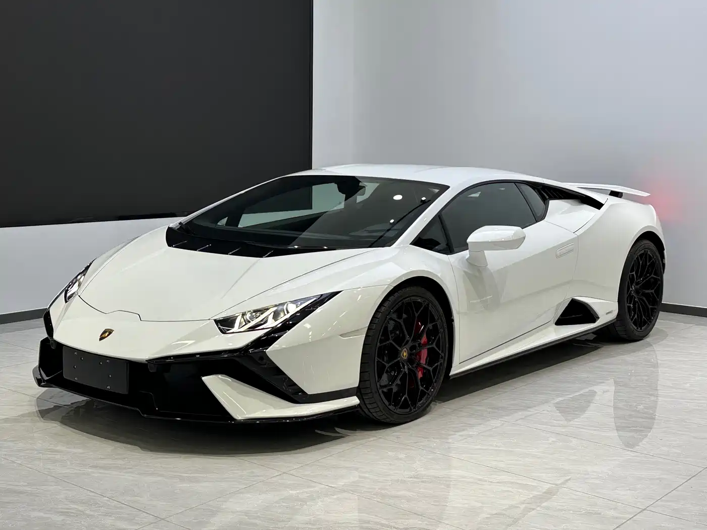 LAMBORGHINI HURACÁN