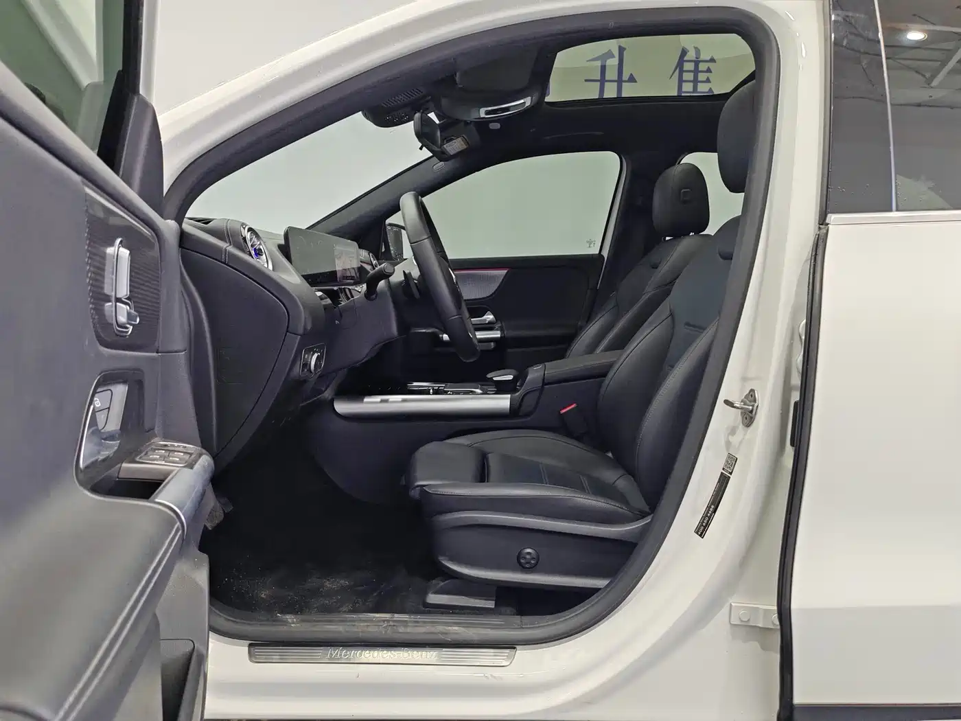 Mercedes-Benz EQA 2023 2023 EQA 260