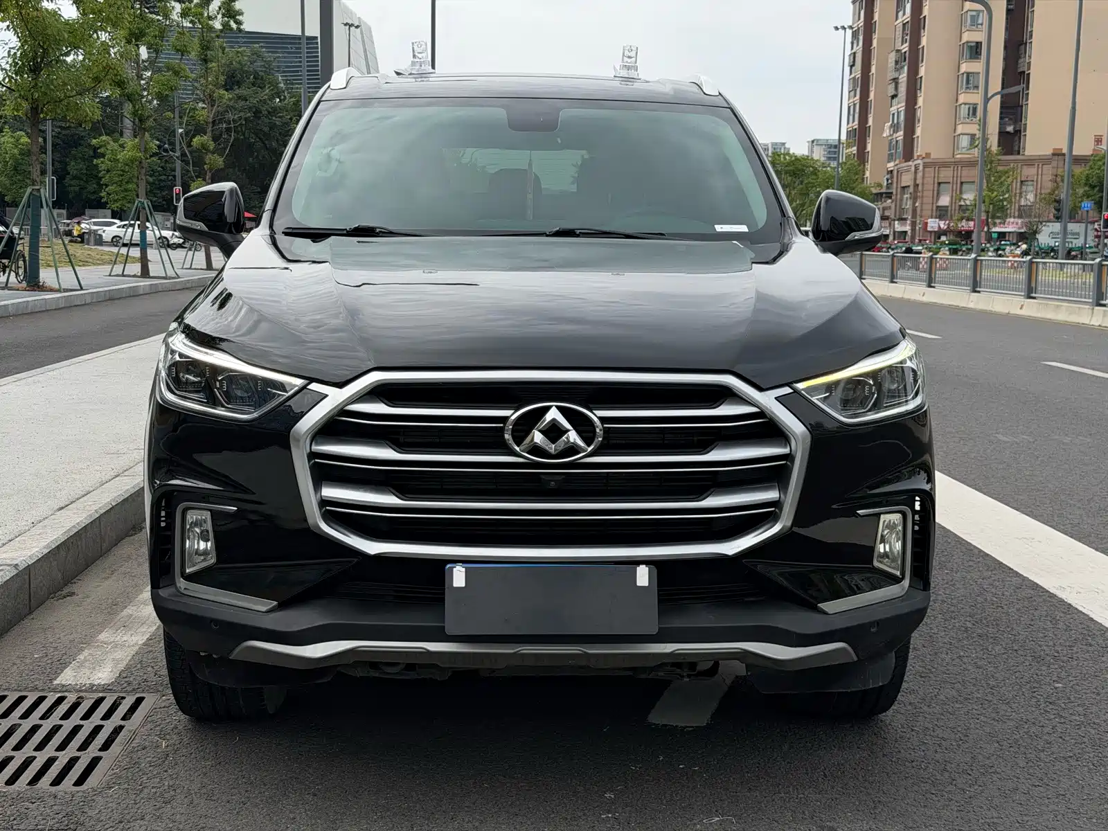 Фото 2 - Maxus D90
