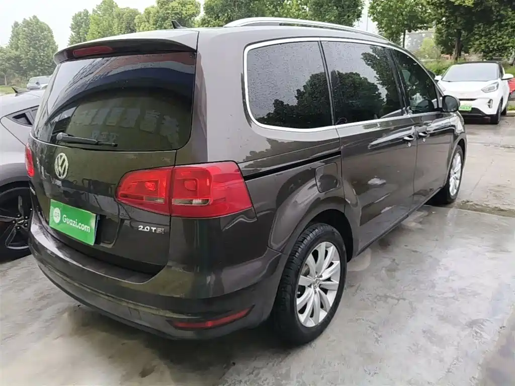 Volkswagen Sharan 2014 2.0TSI Luxury фото 7