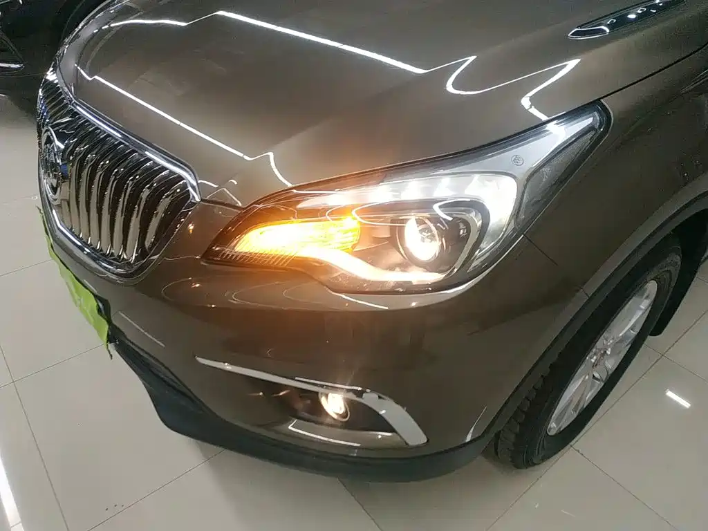 Фото 18 - Buick Envision Plus