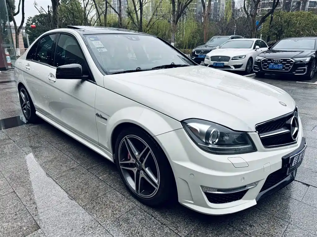 Mercedes-Benz C-Class AMG 2012 AMG C 63 Sport фото 4