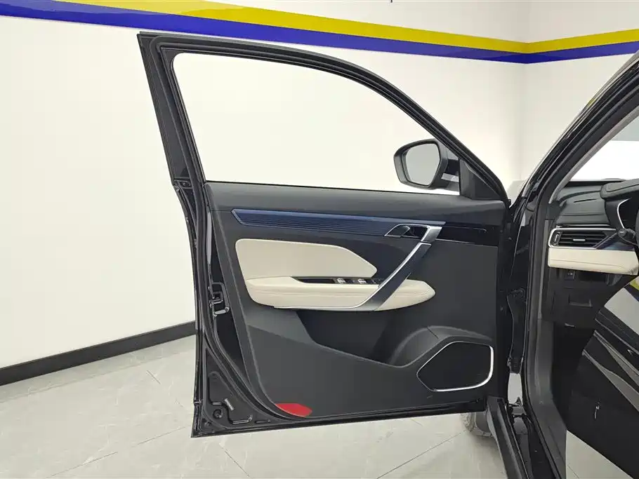 GEELY AUTOMOBILE BOYUE