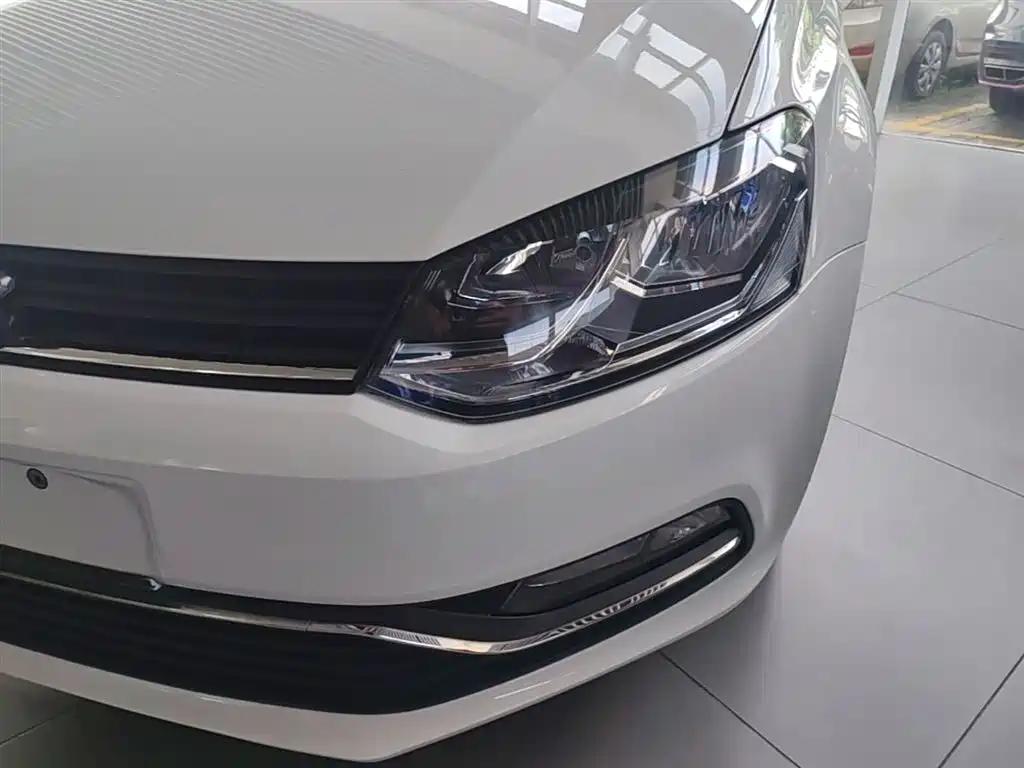 Volkswagen Polo 2018 1.5L Auto Comfort фото 24