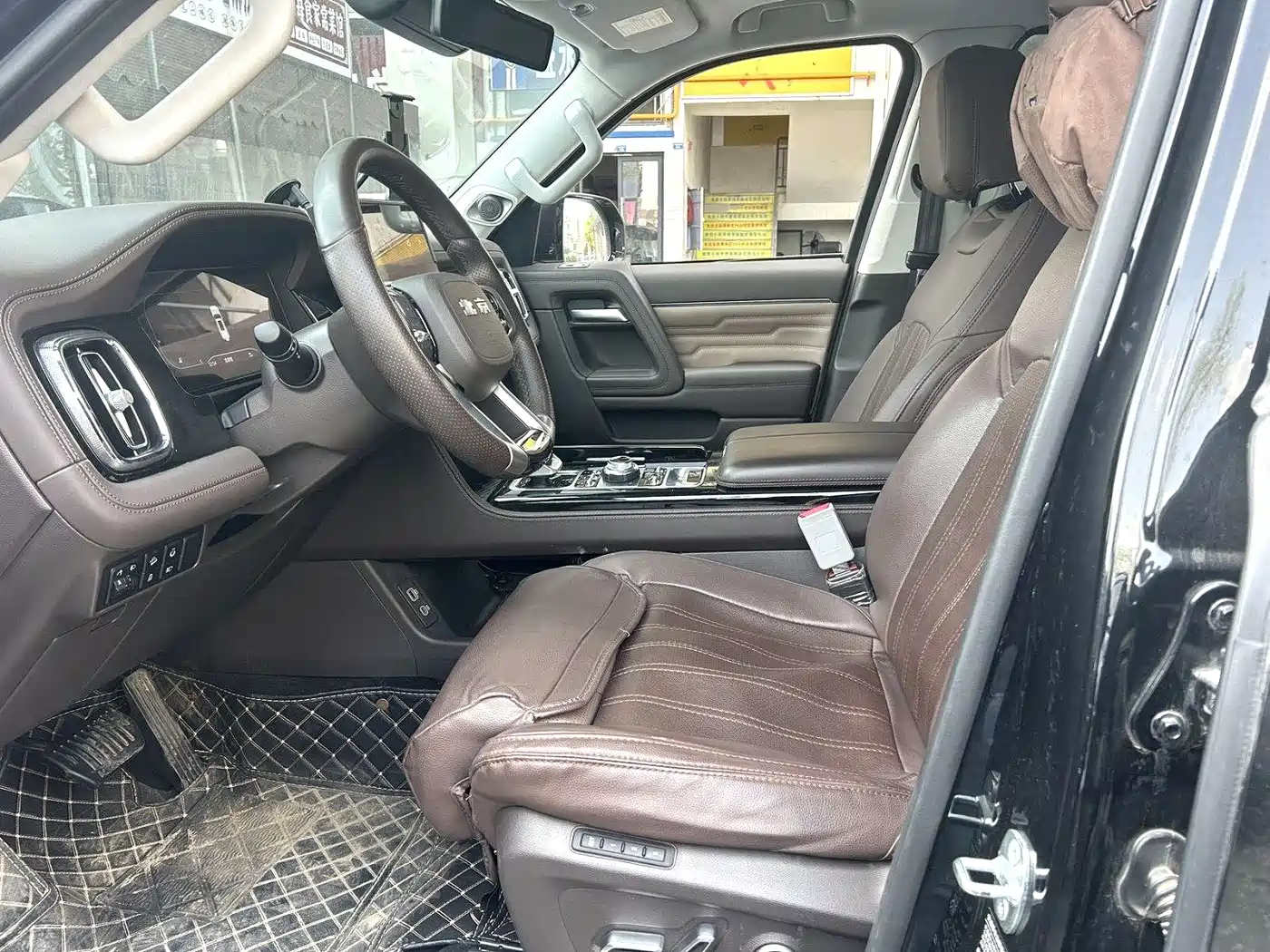 BAIC ORV Beijing Off-Road BJ60 2022 2.0T National Day Edition 7-Seater фото 5