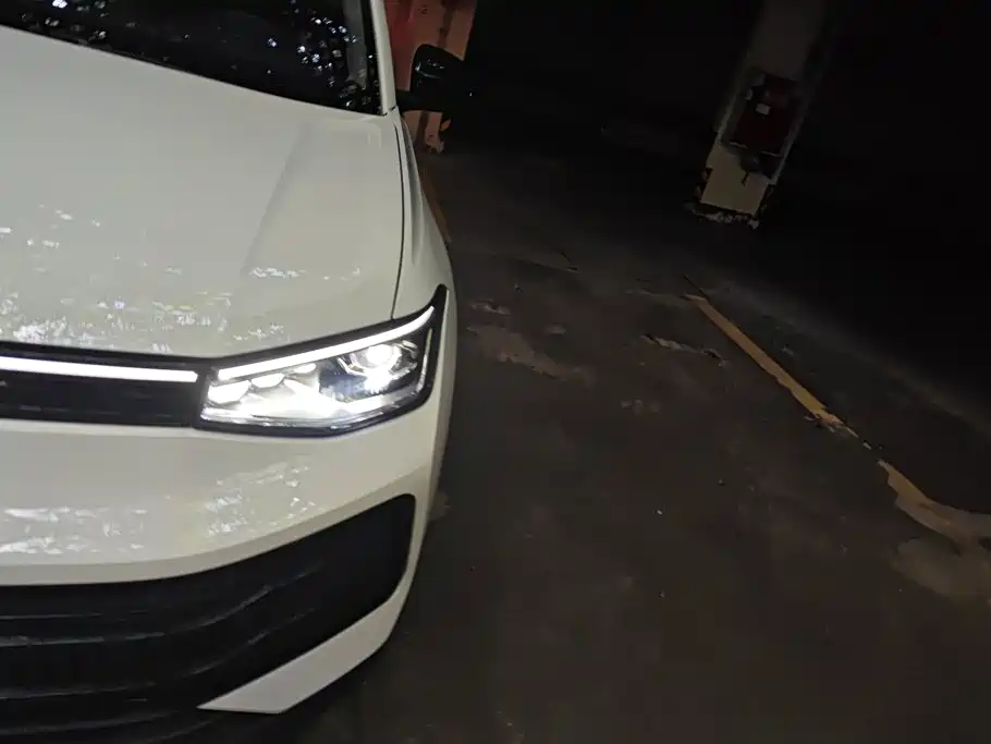 Volkswagen Tharu 2025 2025 New Edge 1.5L Aspiration Edition