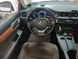 Фото 11 - Lexus CT