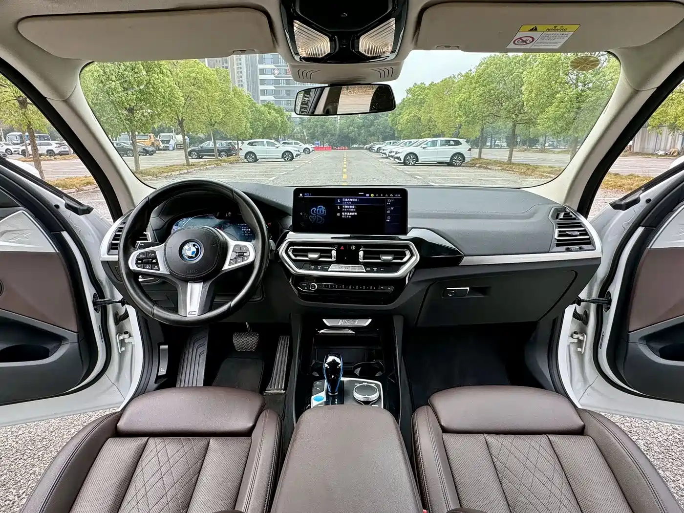 BMW iX3 2023 Leading Type фото 4
