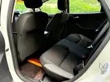 Фото 12 - Ford Focus