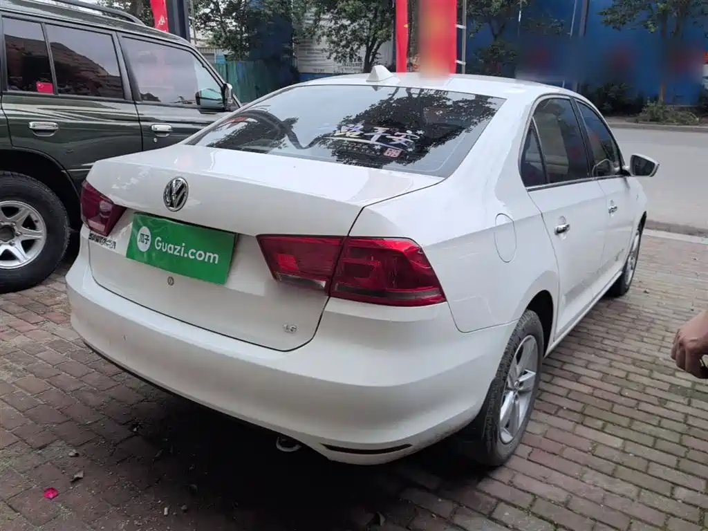 Volkswagen Santana 2013 1.6L Manual Comfort Edition фото 7