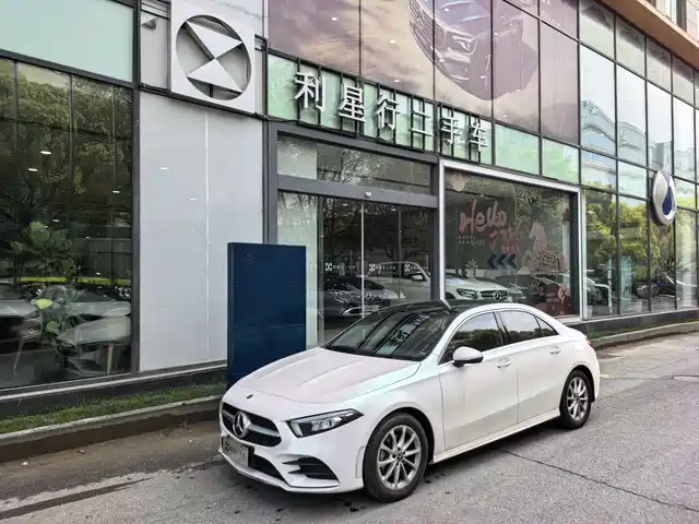 MERCEDES-BENZ A CLASS