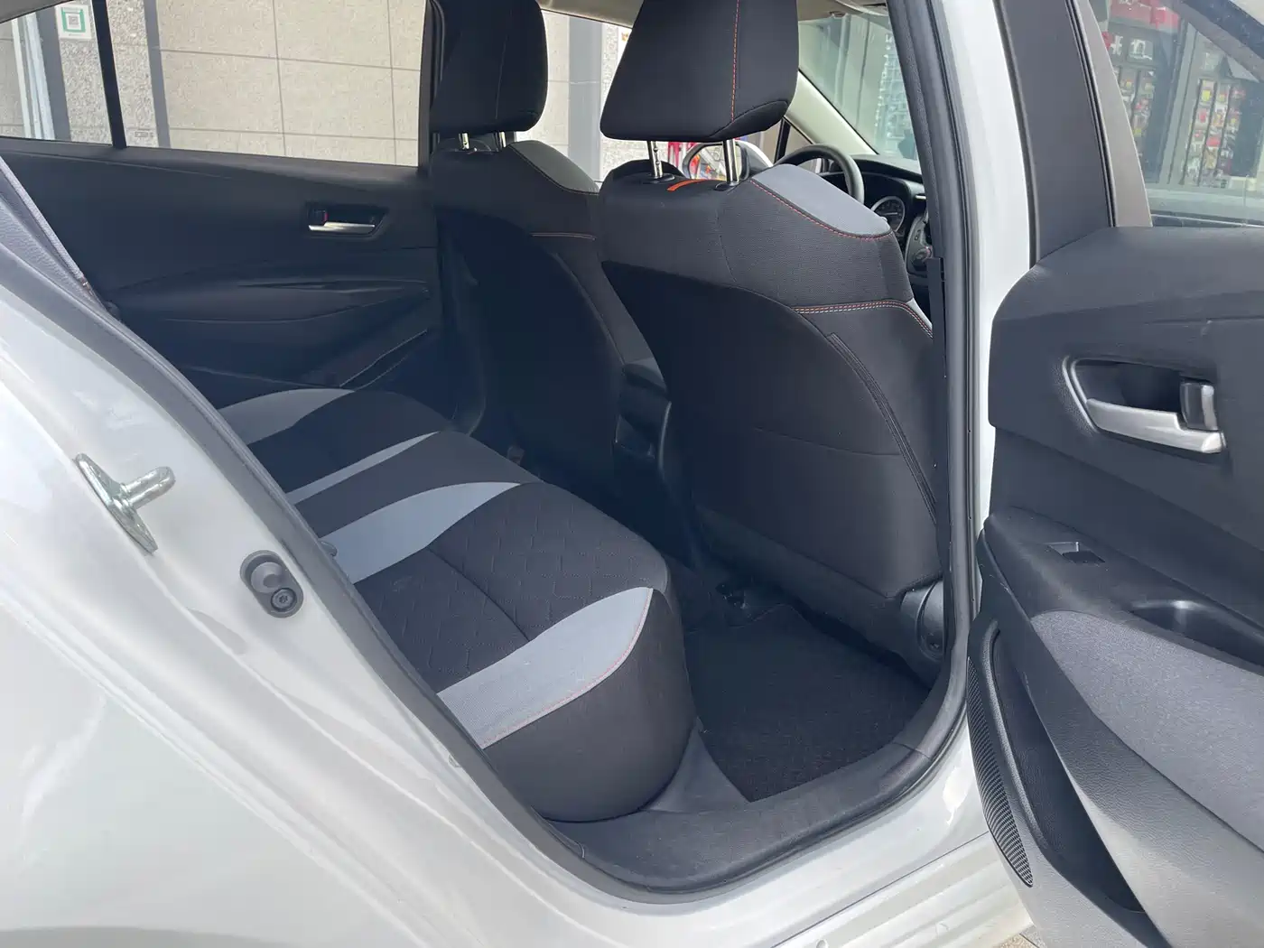 Toyota Corolla 2023 1.2T Pioneer Edition фото 11