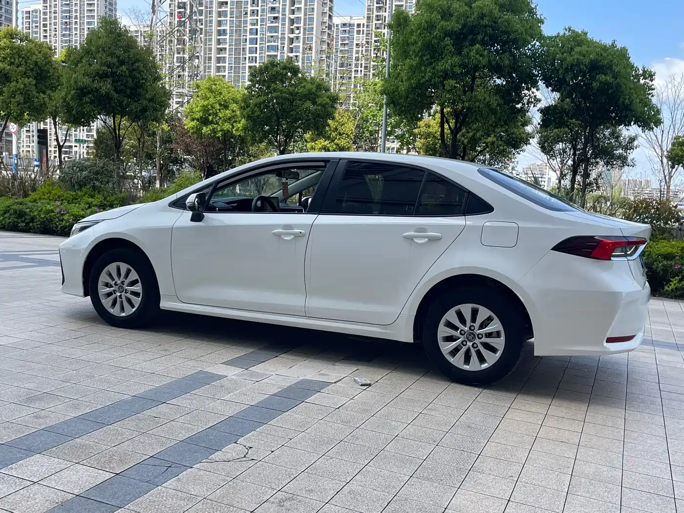 Toyota Corolla 2023 1.2T Pioneer Edition фото 8