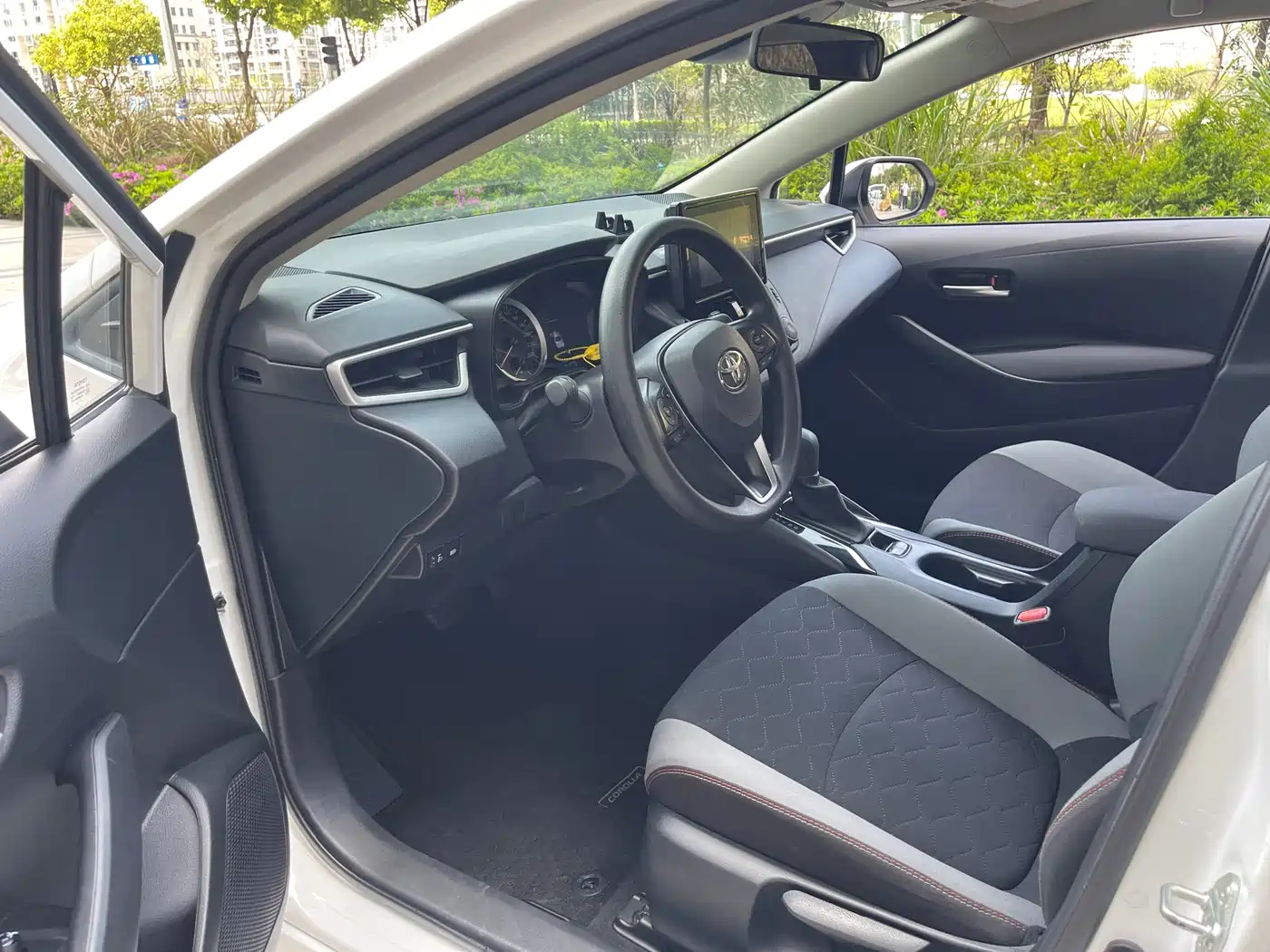 Toyota Corolla 2023 1.2T Pioneer Edition фото 9