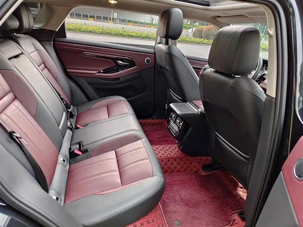 Land Rover Range Rover Evoque 2022 Range Rover Evoque L 249PS R-Dynamic Luxury Edition фото 11