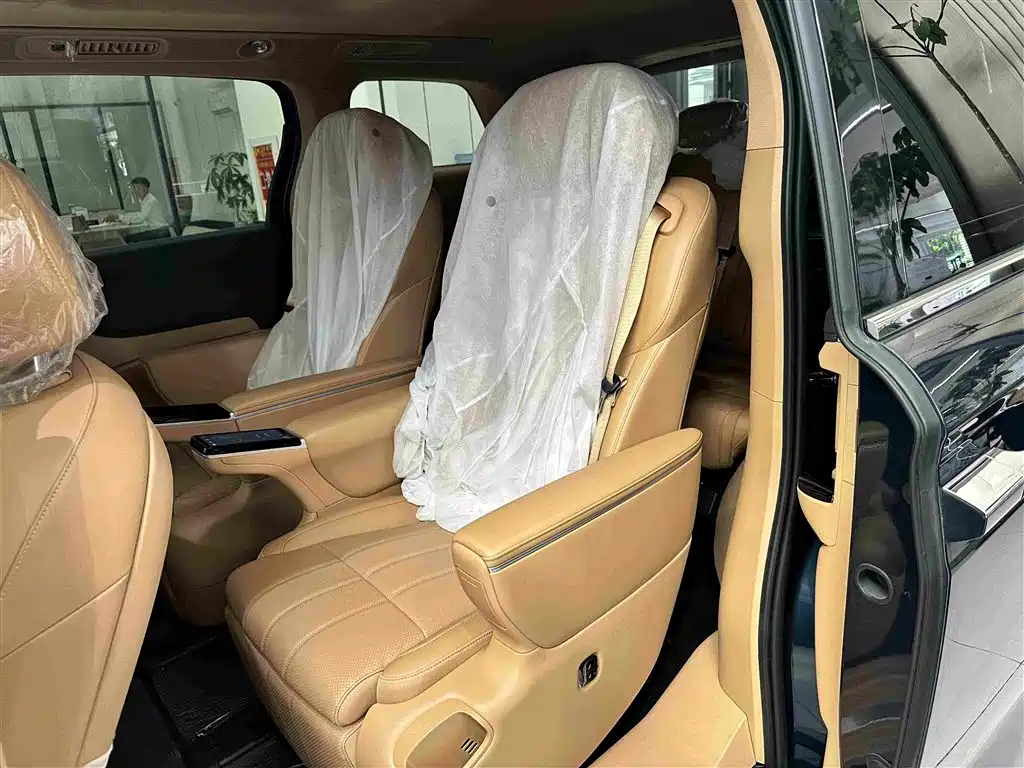Voyah Auto Voyah Dreamer 2026 2025 PHEV 4WD Kunpeng Premium Edition