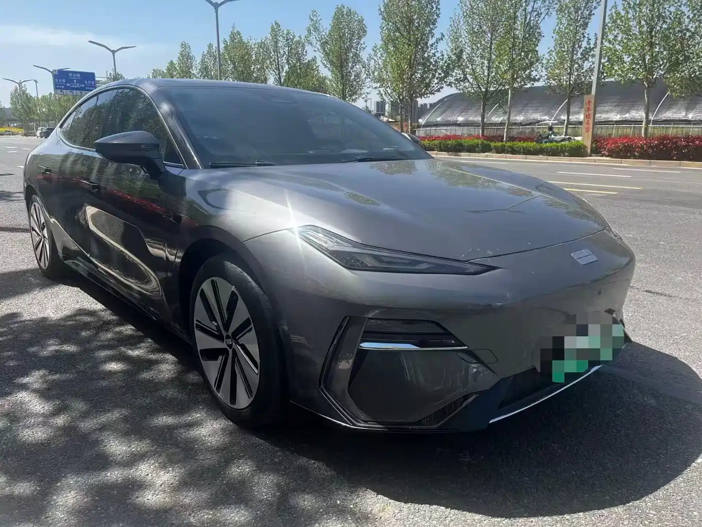 GEELY GALAXY GALAXY E8