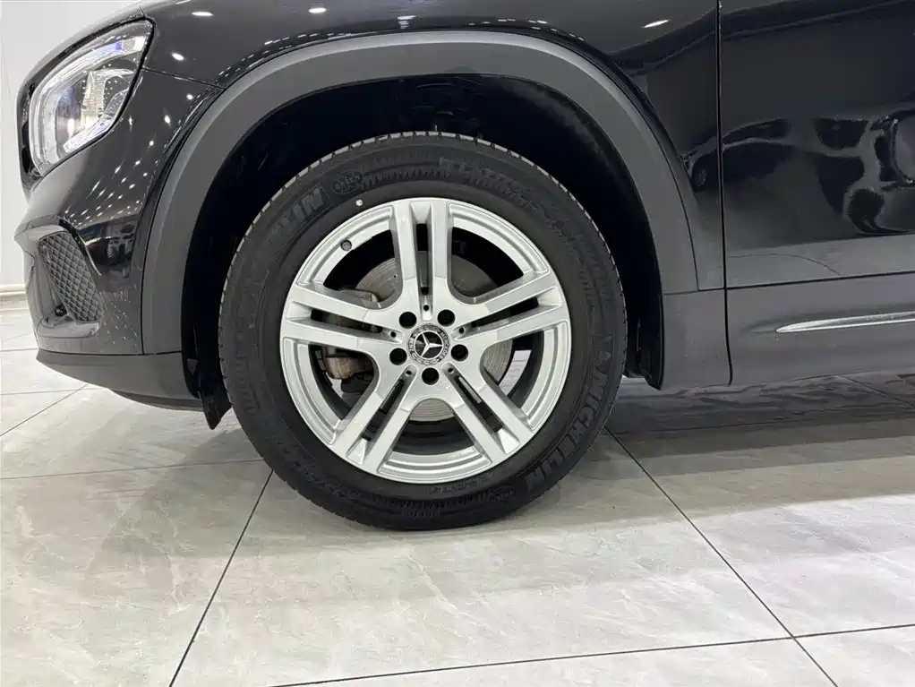 Mercedes-Benz GLB 2022 Model GLB 200 Dynamic Edition фото 16