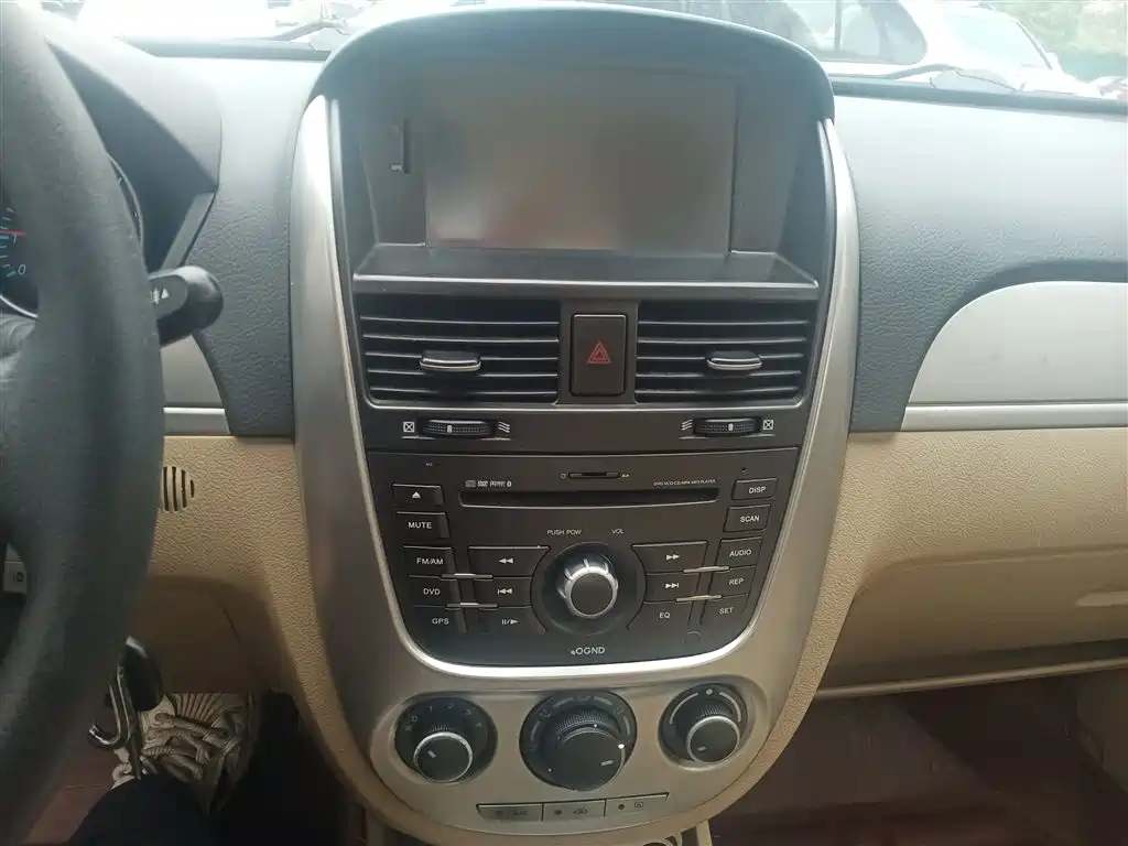 Buick Excelle 2013 1.5L Automatic Classic фото 13