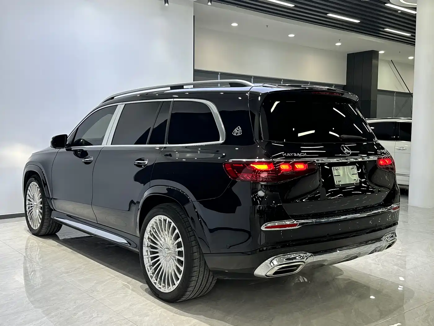 MERCEDES-BENZ MAYBACH GLS