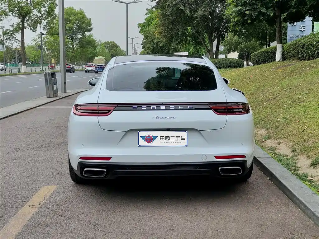 Porsche Panamera 2017 Panamera 3.0T фото 5