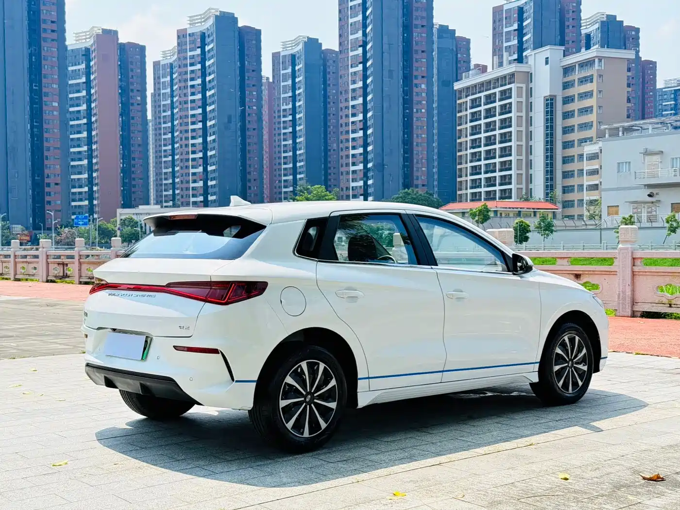 Photo 7 - BYD e2