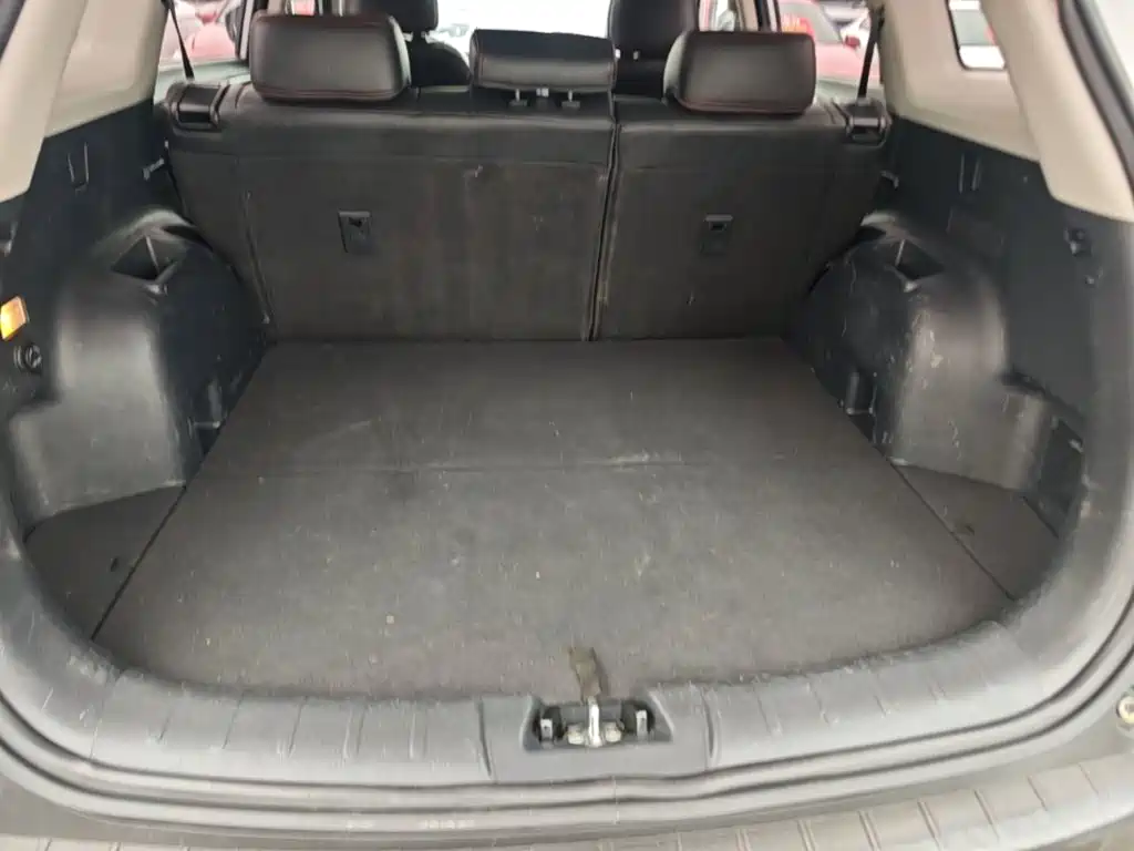 Photo 19 - Changan CS75