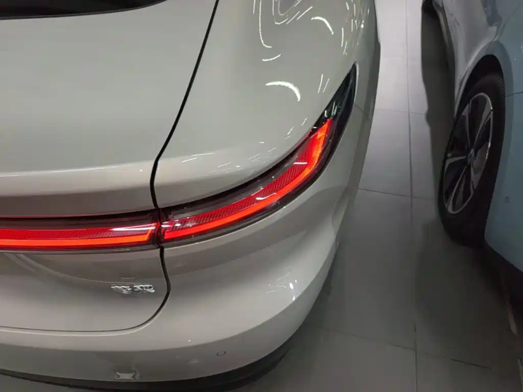 NIO ET7 2025 2024 75kWh Executive Signature Edition