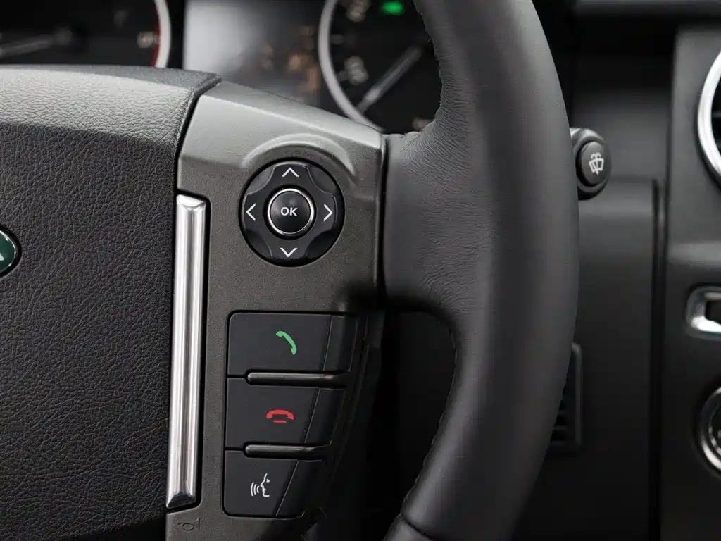 Land Rover Discovery 2011 3.0 SDV6 HSE Diesel фото 16