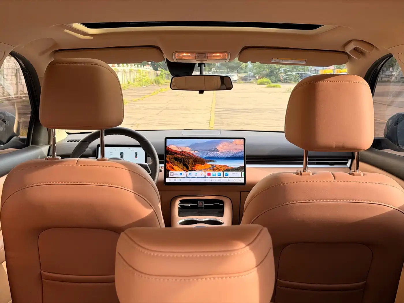 Landian E5 PLUS 2026 2026 165km Long Range First Experience Edition (7-seater)