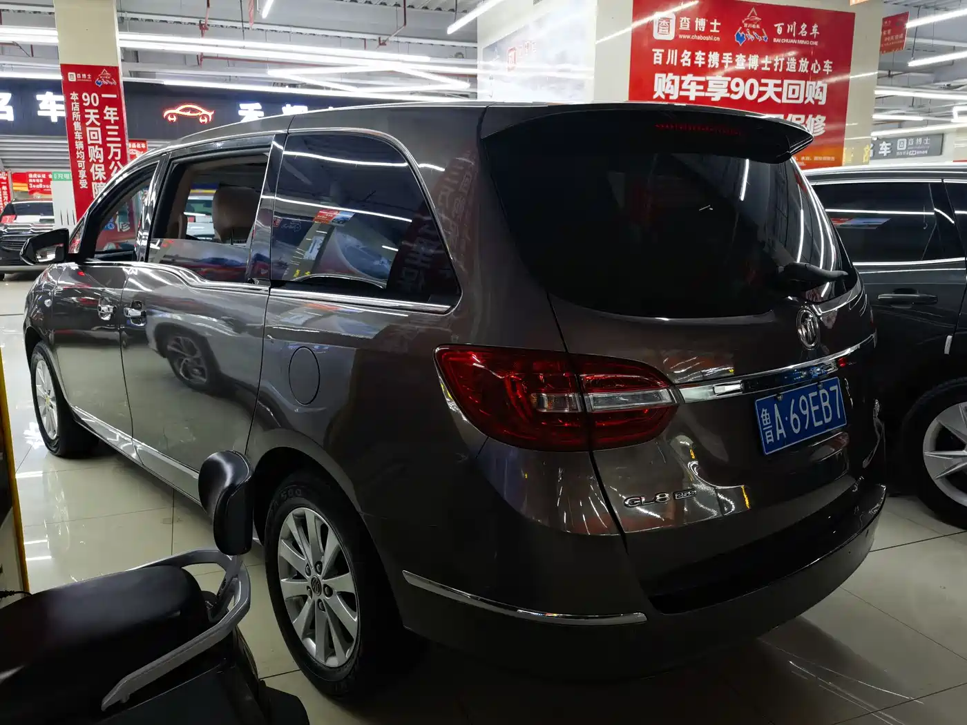 Buick GL8 2017 25S Luxury China V фото 5