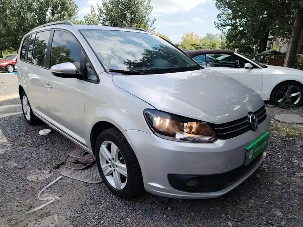 Volkswagen Touran 2015 2015 1.4T DSG Comfort Edition 5-seater
