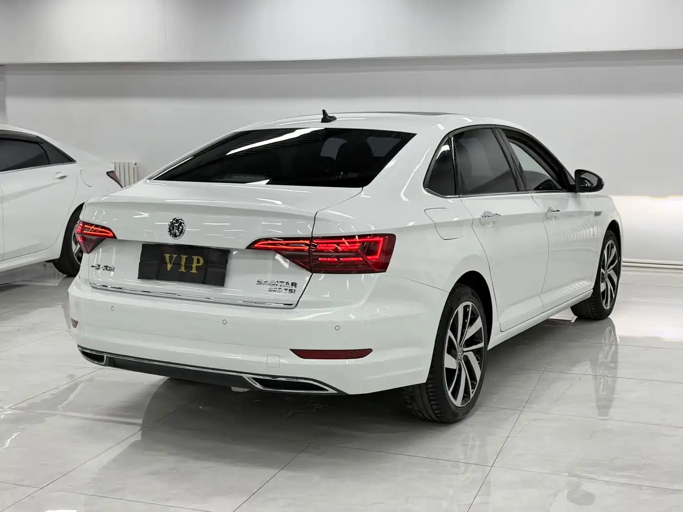 Volkswagen Sagitar 2022 280TSI DSG Excellence Edition фото 5