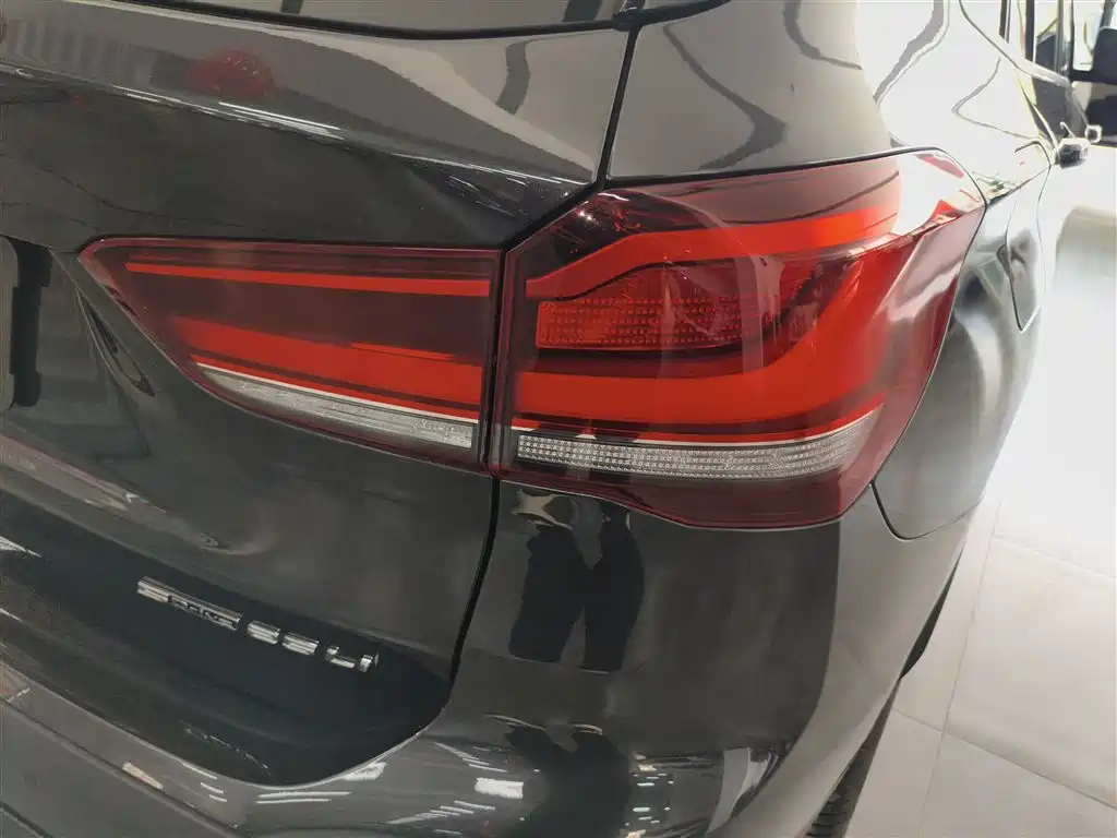BMW X1 2022 sDrive25Li Leading фото 8