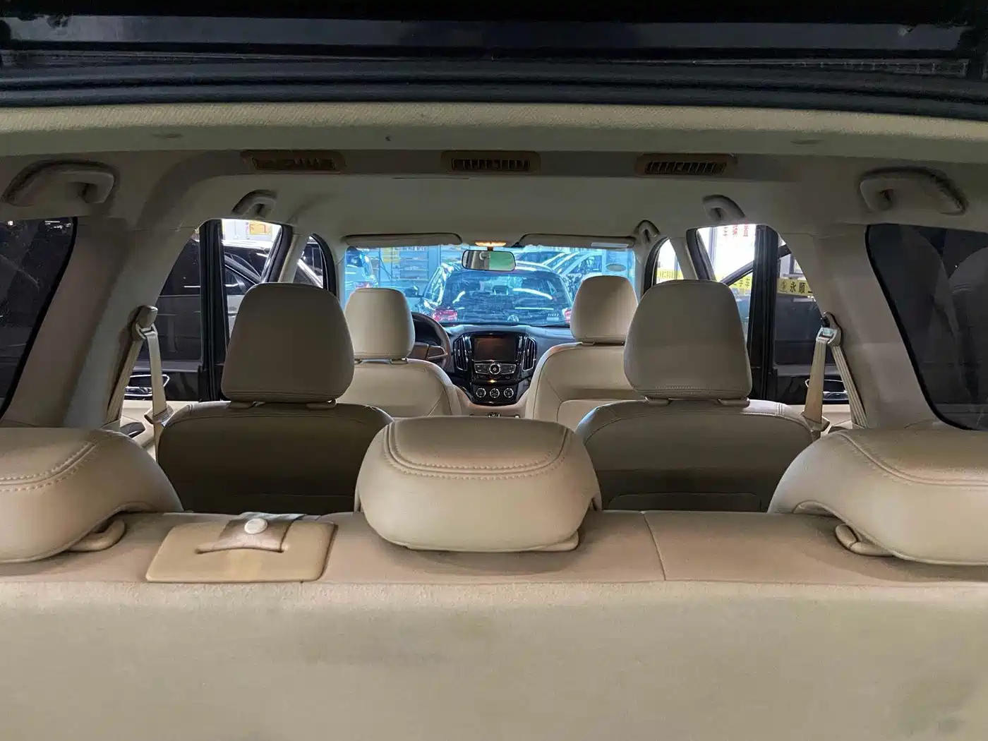 Baojun 730 2014 2014 1.5L Manual Comfort 7-seater