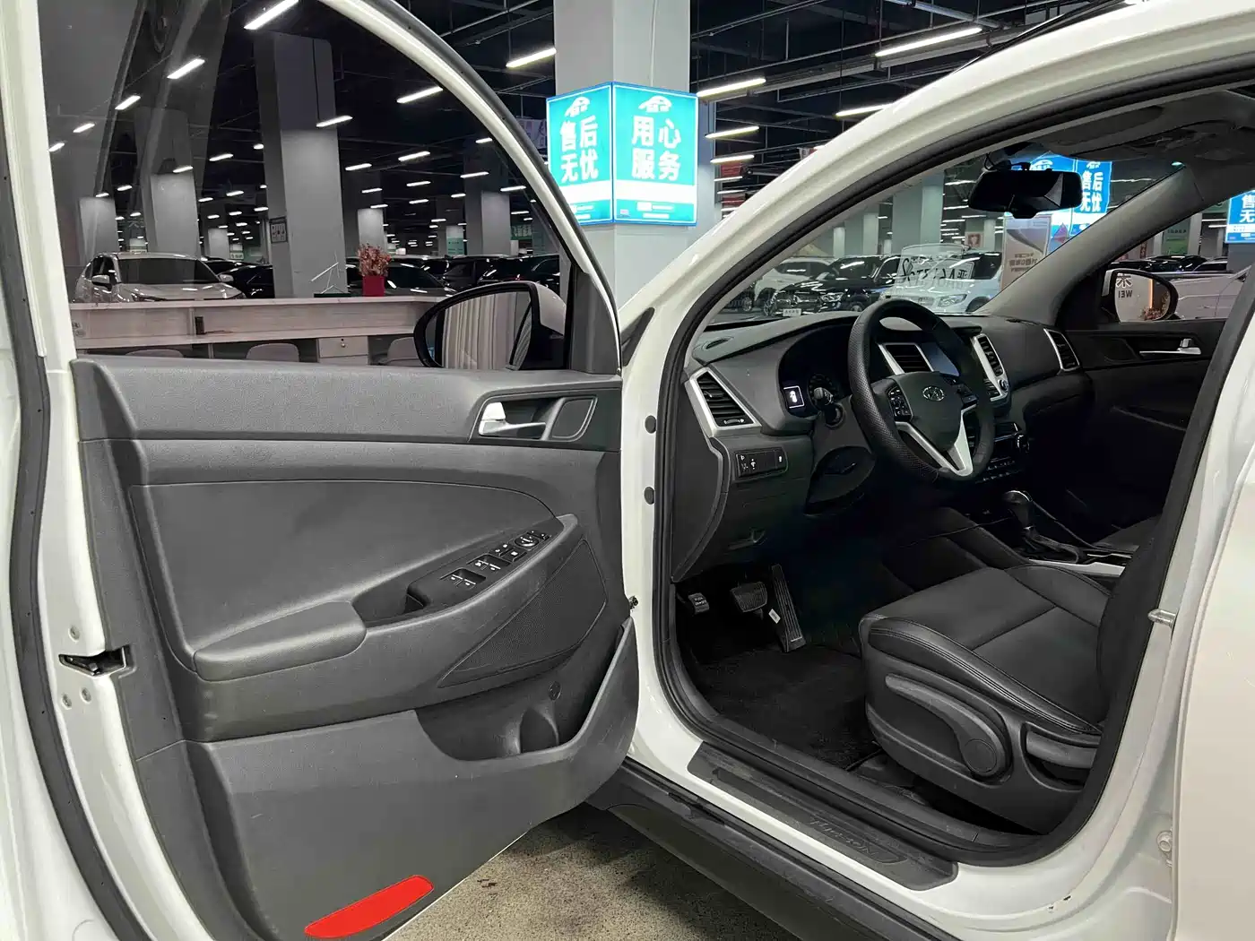 Hyundai Tucson 2015 1.6T Dual Clutch 2WD Smart фото 4