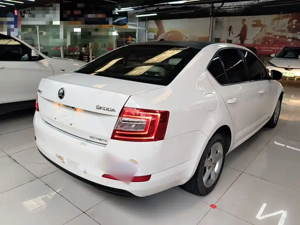 Škoda Octavia 2015 1.6L Automatic逸俊版 фото 7