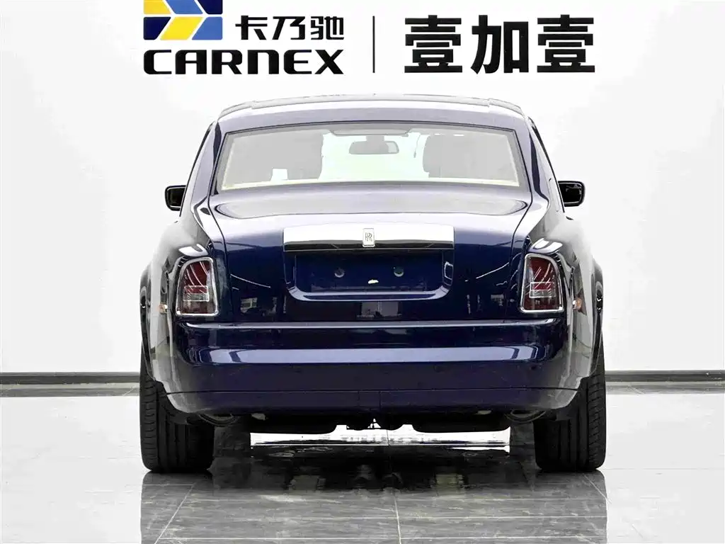 Фото 6 - Rolls-Royce Phantom