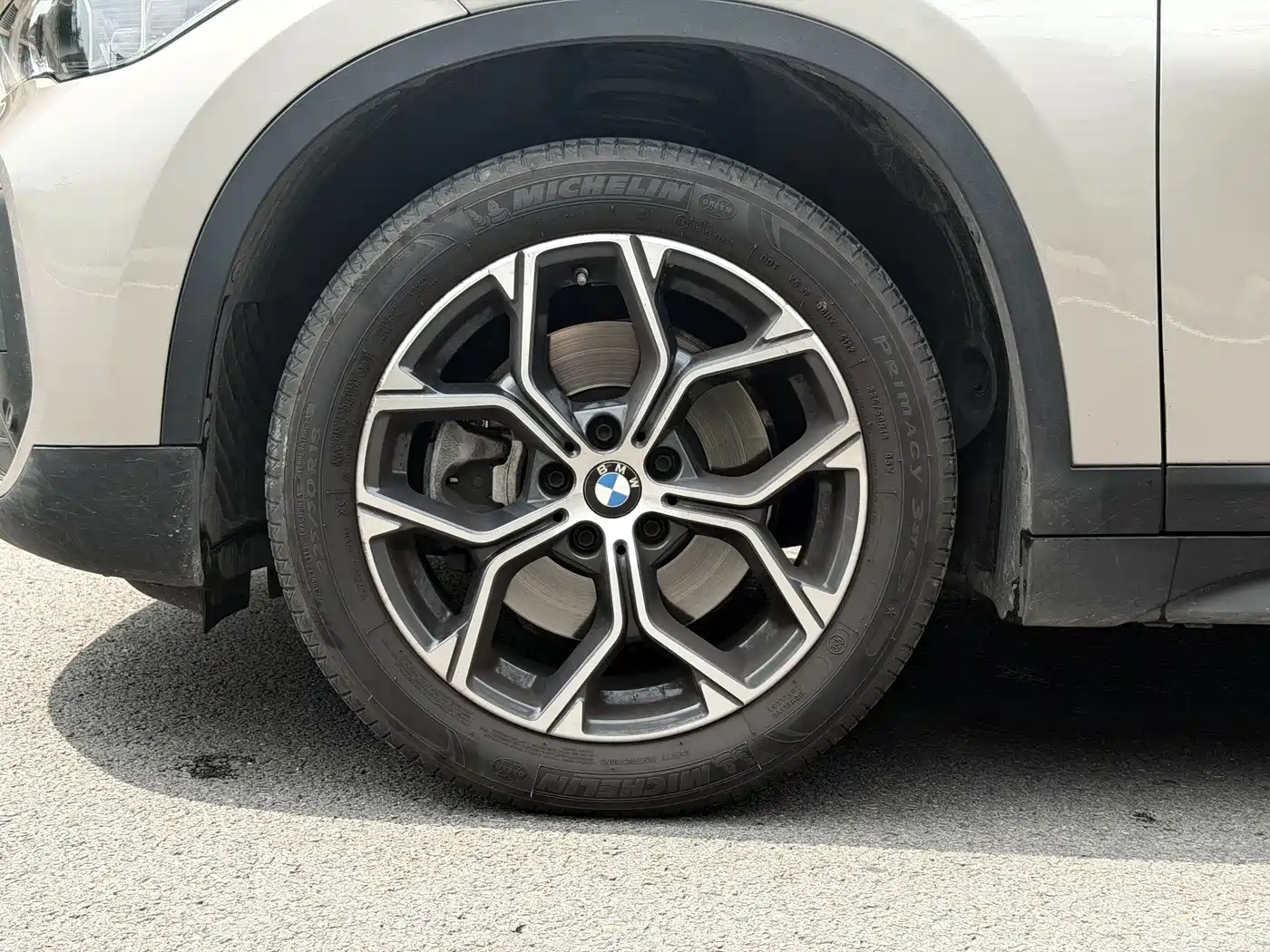 BMW X1 2022 sDrive25Li Leading фото 13