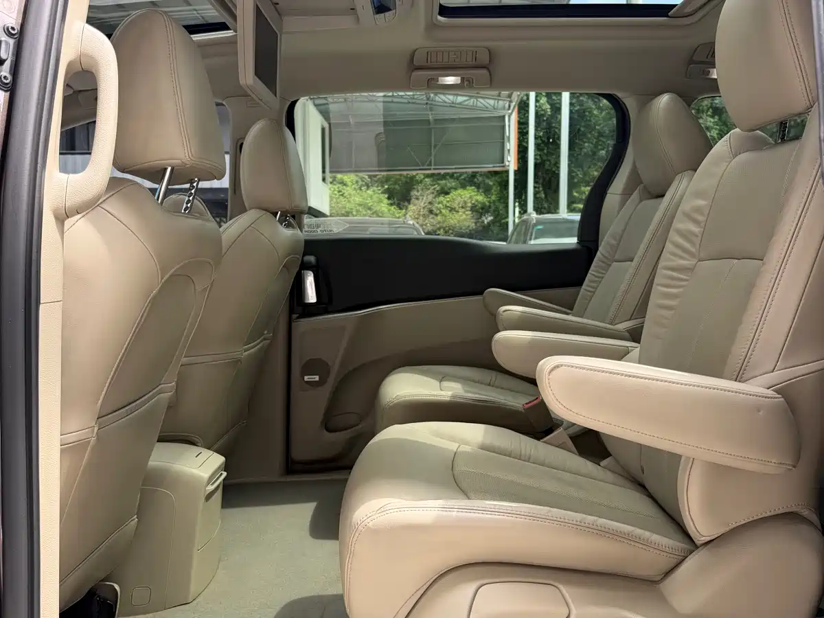 Buick GL8 2014 3.0L XT Luxury Business Flagship фото 11