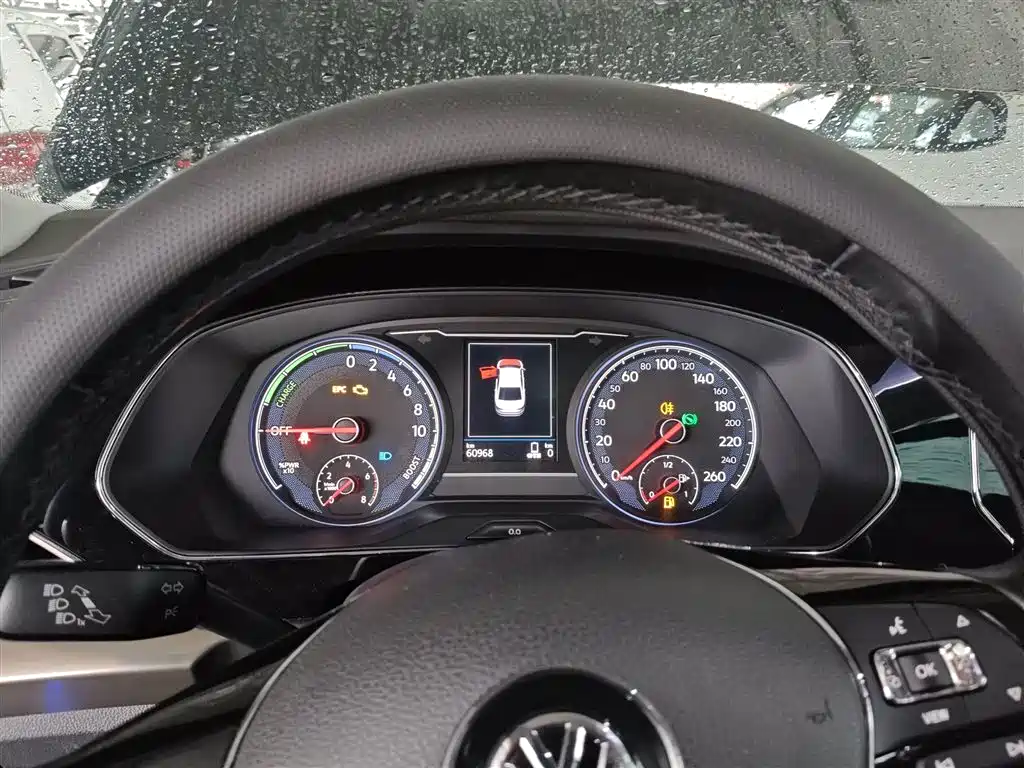 Volkswagen Passat New Energy 2019 430PHEV Hybrid Elite Edition фото 12