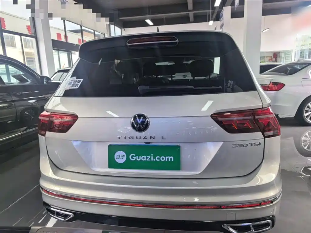 Volkswagen Tiguan L 2022 330TSI Auto 2WD R-Line Premium Edition фото 4