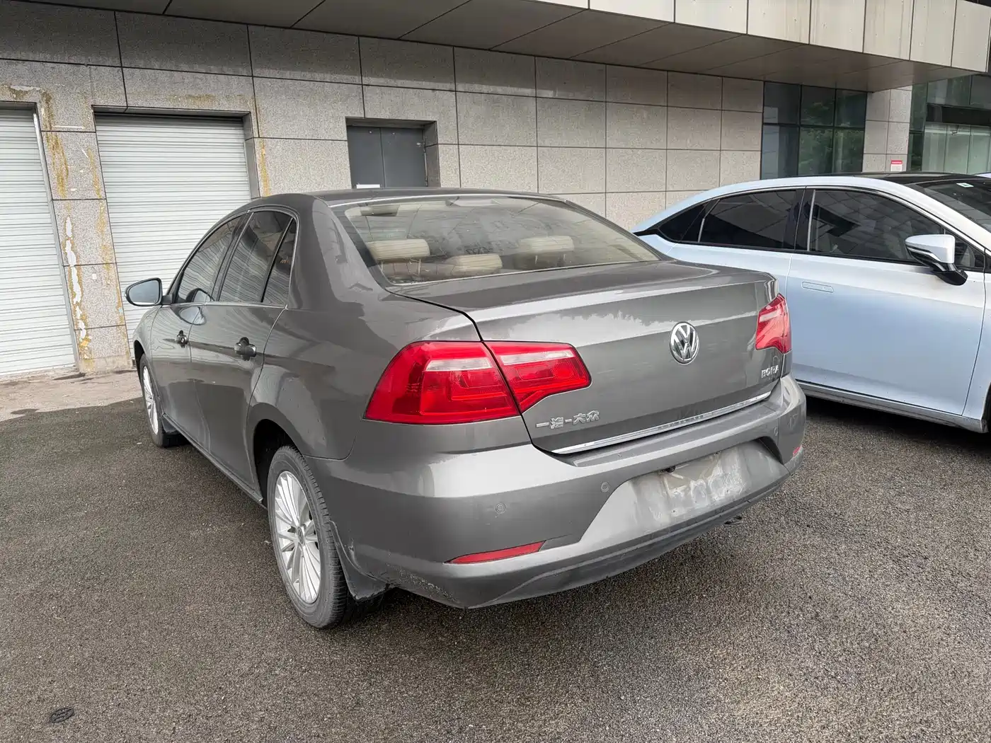 Volkswagen Bora 2013 1.6L Automatic Luxury Model фото 14