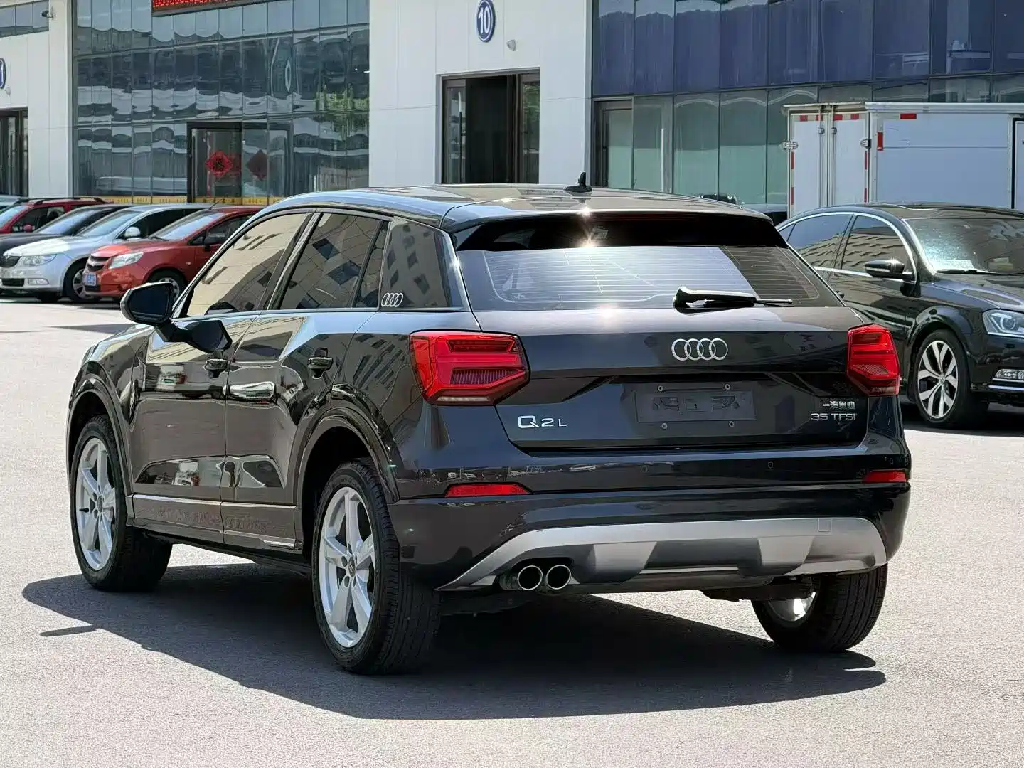 Фото 9 - Audi Q2L