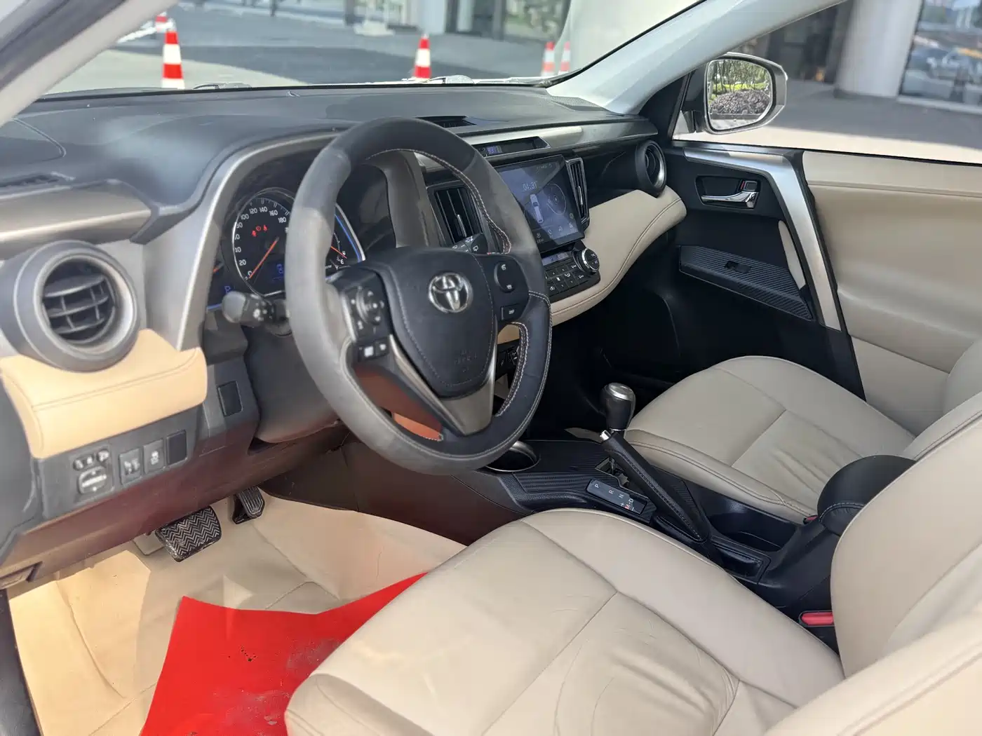 Toyota RAV4 Rongfang 2013 2.0L CVT 4WD Pioneer фото 12