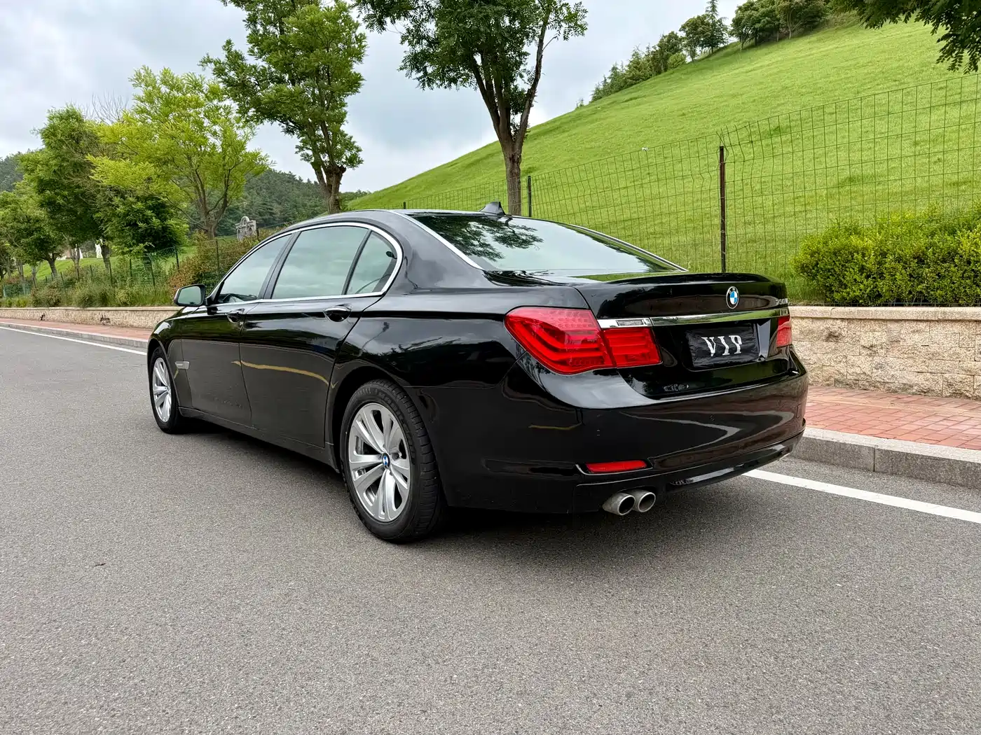 BMW 7 Series 2011 730Li Elegance фото 6