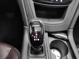 Фото 13 - Cadillac XT6
